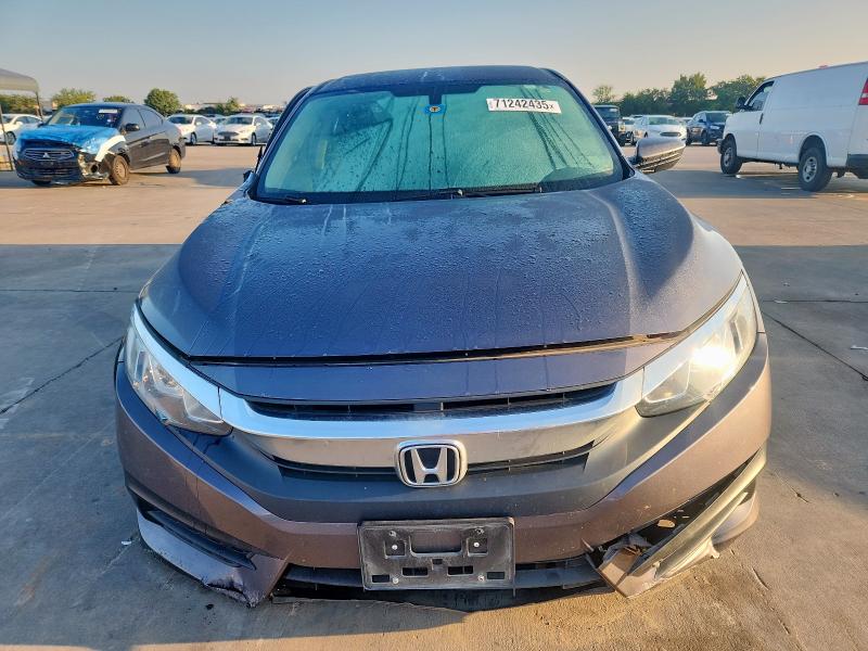 2HGFC2F53JH500927 - 2018 HONDA CIVIC LX 灰色 照片 5