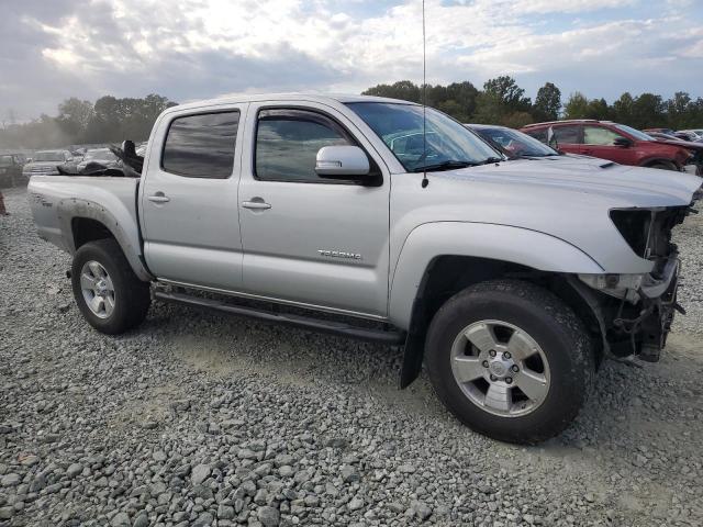 3TMJU4GNXDM150945 - 2013 TOYOTA TACOMA DOUBLE CAB PRERUNNER SILVER photo 4