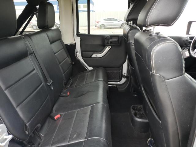 1C4HJWEG6CL179124 - 2012 JEEP WRANGLER UNLIMITED SAHARA 银色 照片 11