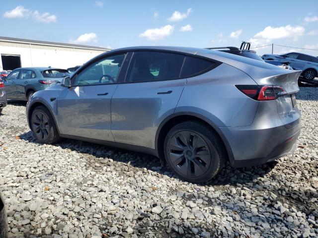 7SAYGDEE1RA328570 - 2024 TESLA MODEL Y Silber Foto 2