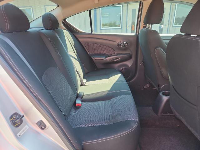 3N1CN7AP8GL844967 - 2016 NISSAN VERSA S SILVER photo 10