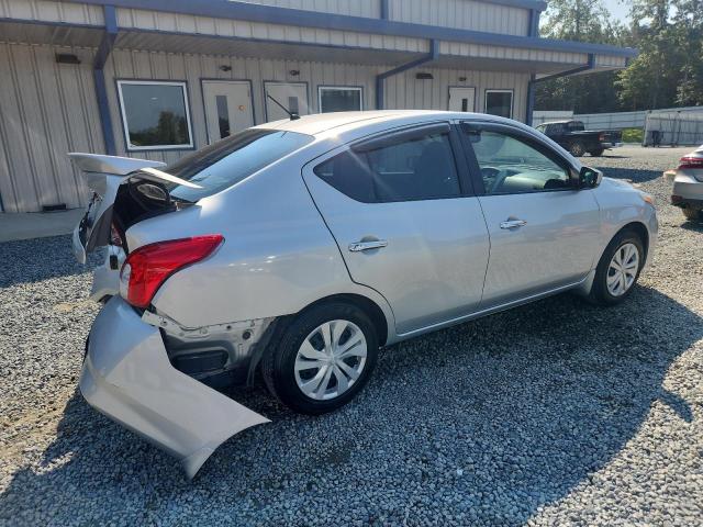 3N1CN7AP8GL844967 - 2016 NISSAN VERSA S SILVER photo 3