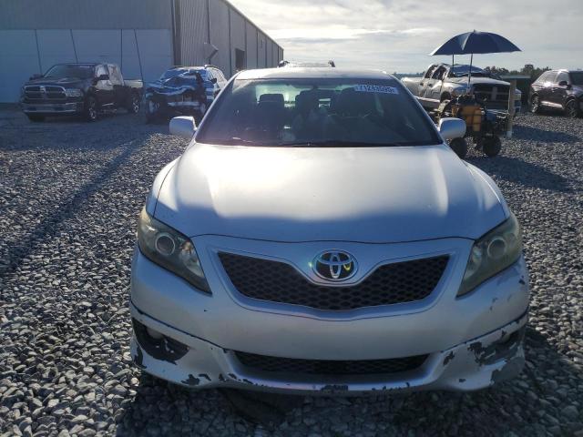 4T1BF3EK3BU188555 - 2011 TOYOTA CAMRY BASE SILVER photo 5
