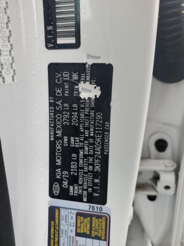 3KPF24AD5KE117290 - 2019 KIA FORTE FE WHITE photo 12