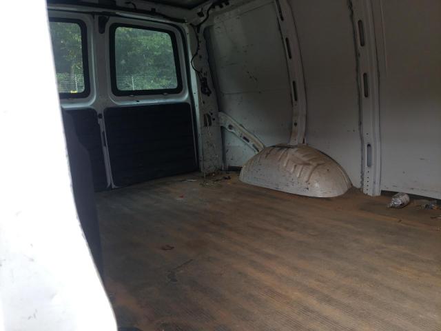 1GCWGFCA8D1102675 - 2013 CHEVROLET EXPRESS G2500 白色 照片 10