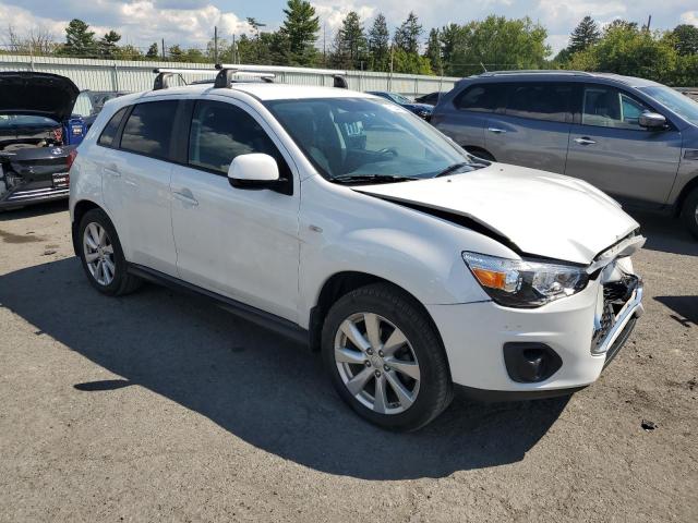 4A4AR3AU5EE013133 - 2014 MITSUBISHI OUTLANDER SPORT ES WHITE photo 4