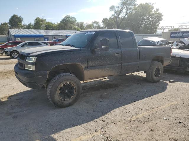 2003 CHEVROLET SILVERADO C1500, 