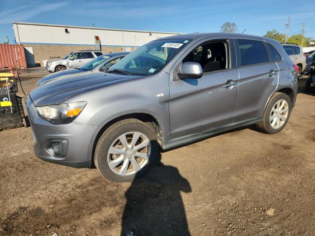 2015 MITSUBISHI OUTLANDER ES, 