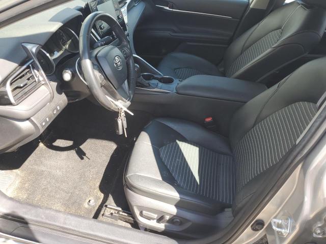 4T1G11AK8NU639286 - 2022 TOYOTA CAMRY SE 银色 照片 7