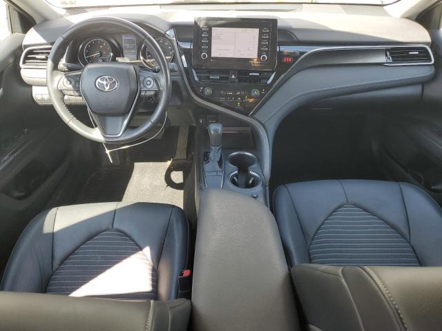 4T1G11AK8NU639286 - 2022 TOYOTA CAMRY SE 银色 照片 8