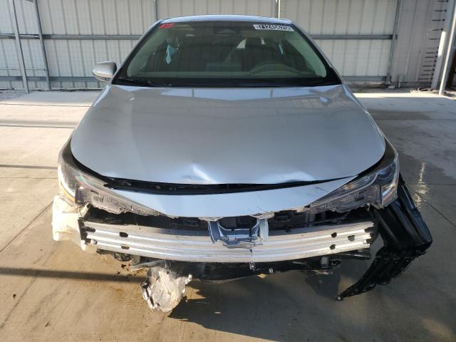 5YFB4MDE4RP101975 - 2024 TOYOTA COROLLA LE SILVER photo 5