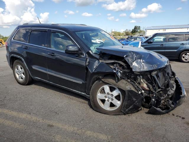 1J4RR4GG8BC556186 - 2011 JEEP GRAND CHEROKEE LAREDO GRAY photo 4
