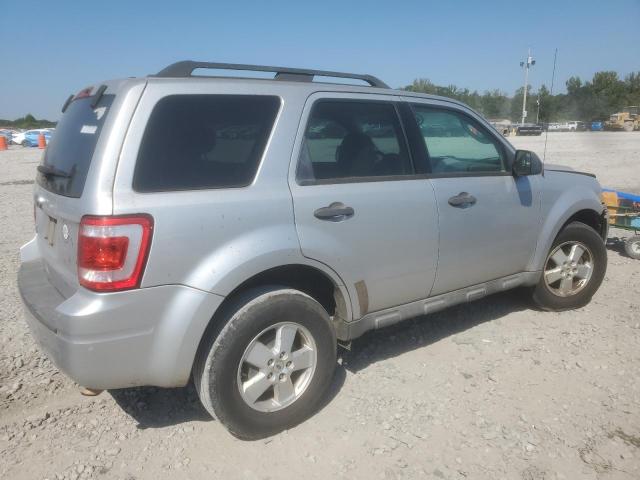 1FMCU9D77AKC90980 - 2010 FORD ESCAPE XLT SILVER photo 3