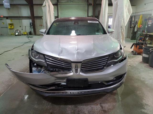 2LMTJ8LR2GBL28144 - 2016 LINCOLN MKX RESERVE 银色 照片 5