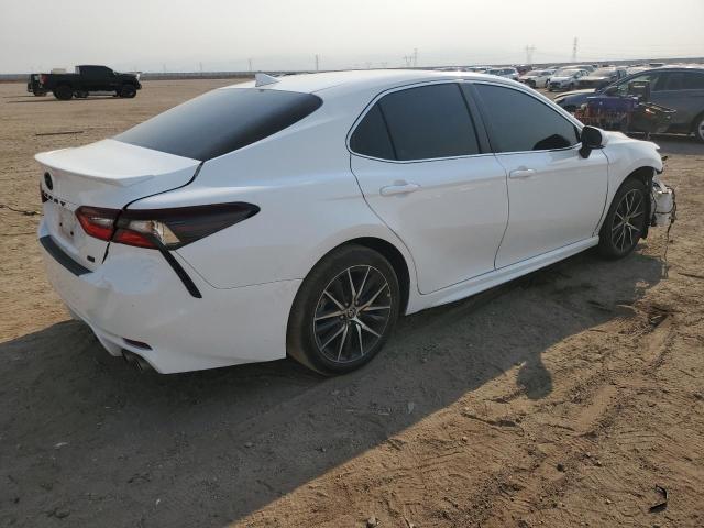 4T1G11AK3PU811162 - 2023 TOYOTA CAMRY SE NIGHT SHADE WHITE photo 3