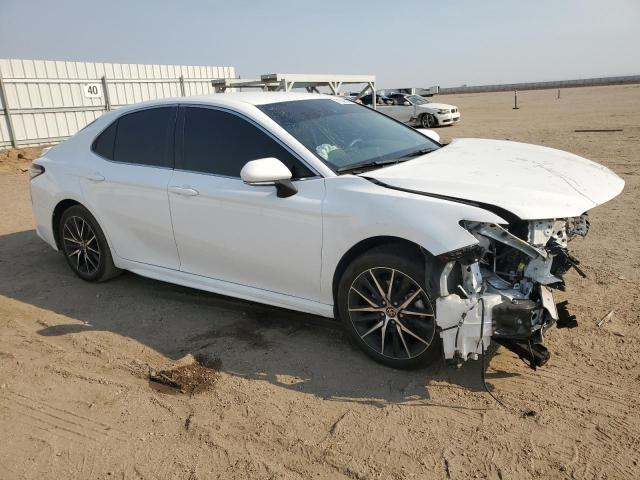 4T1G11AK3PU811162 - 2023 TOYOTA CAMRY SE NIGHT SHADE WHITE photo 4