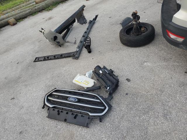 MAJ6S3GL6KC277653 - 2019 FORD ECOSPORT SE Srebrny zdjęcie 13