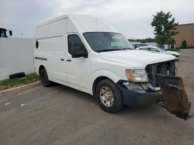 1N6BF0LX6DN111027 - 2013 NISSAN NV 2500 WHITE photo 4