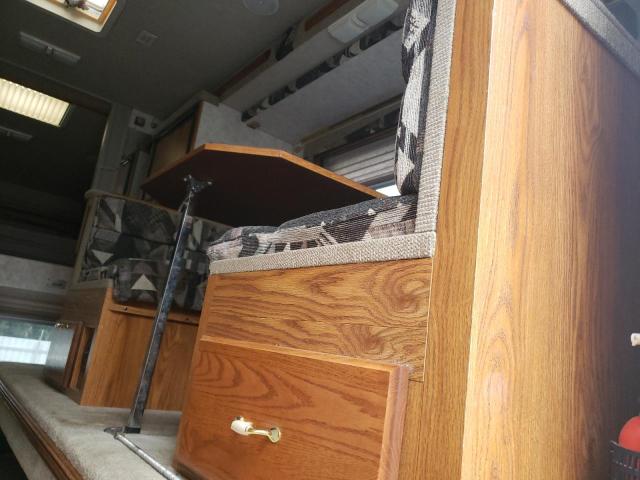 1NCA990S830101995 - 2003 ARTC CAMPER WHITE photo 6