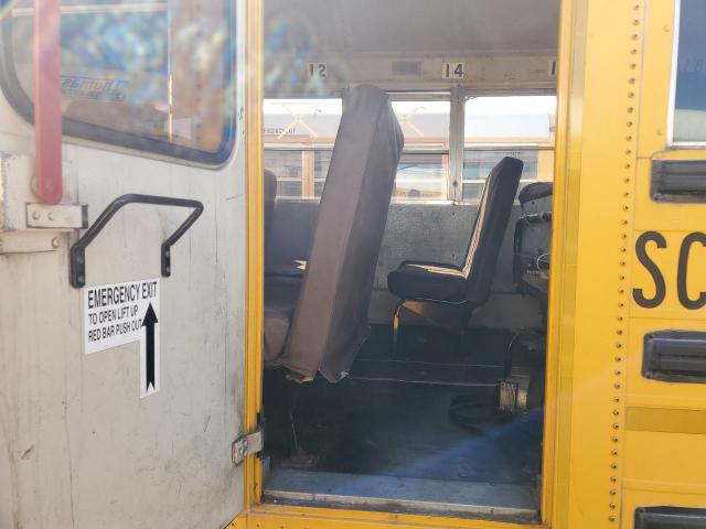 4DRBJABN04A968583 - 2004 IC CORPORATION 3000 YELLOW photo 10