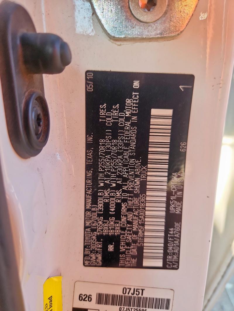 5TFRM5F15AX018365 - 2010 TOYOTA TUNDRA DOUBLE CAB SR5 WHITE photo 12