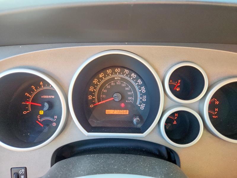 5TFRM5F15AX018365 - 2010 TOYOTA TUNDRA DOUBLE CAB SR5 WHITE photo 9