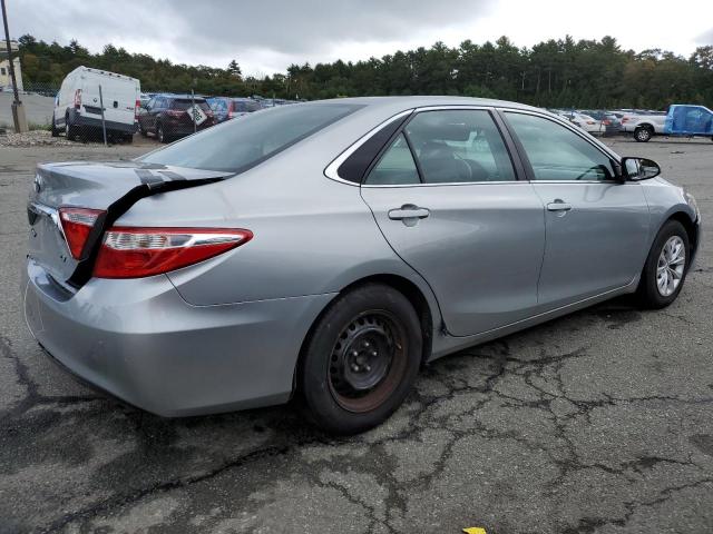 4T4BF1FK2FR490272 - 2015 TOYOTA CAMRY LE SILVER photo 3