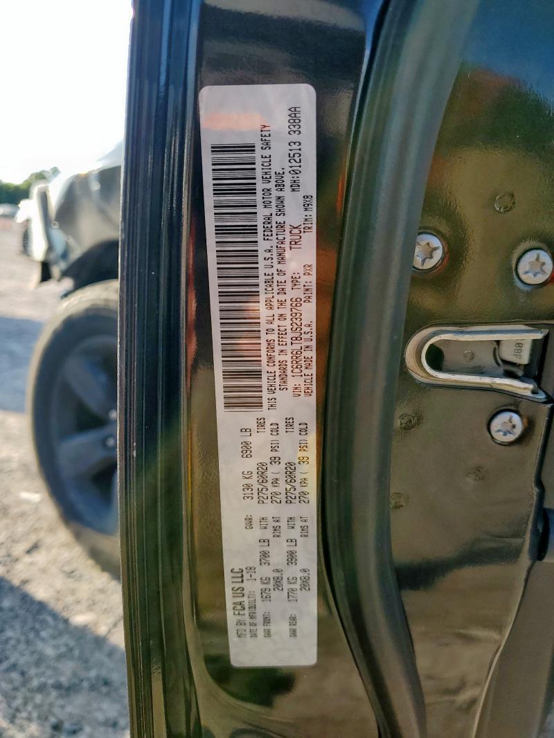 1C6RR6LT8JS239766 - 2018 RAM 1500 SLT BLACK photo 12