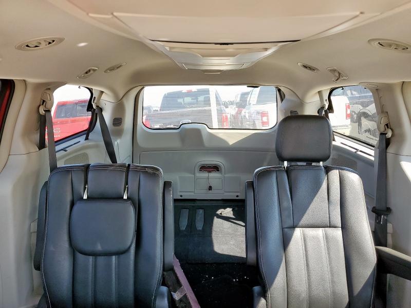 2C4RC1BG3GR246734 - 2016 CHRYSLER TOWN & COU TOURING MAROON photo 10