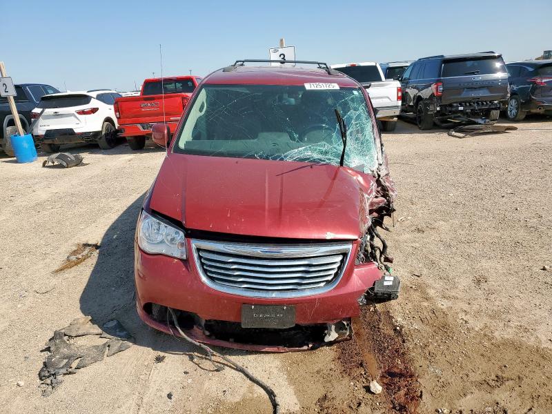 2C4RC1BG3GR246734 - 2016 CHRYSLER TOWN & COU TOURING MAROON photo 5