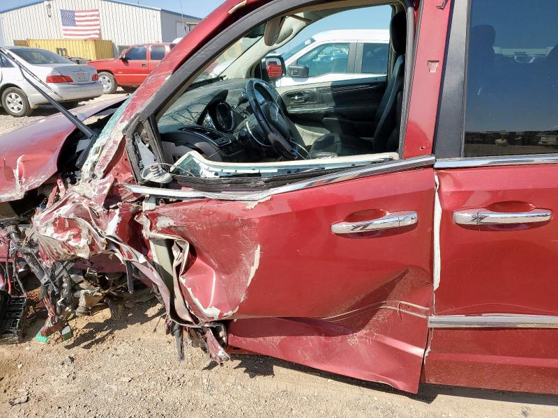 2C4RC1BG3GR246734 - 2016 CHRYSLER TOWN & COU TOURING MAROON photo 7