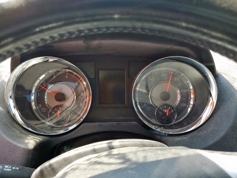 2C4RC1BG3GR246734 - 2016 CHRYSLER TOWN & COU TOURING MAROON photo 9