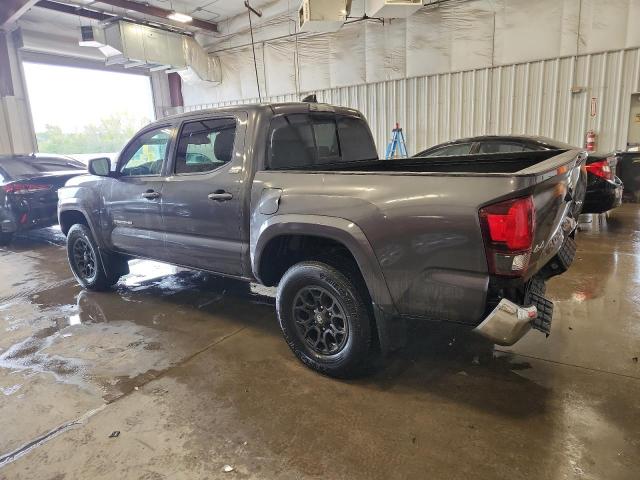 5TFCZ5AN1MX261354 - 2021 TOYOTA TACOMA DOUBLE CAB GRAY photo 2