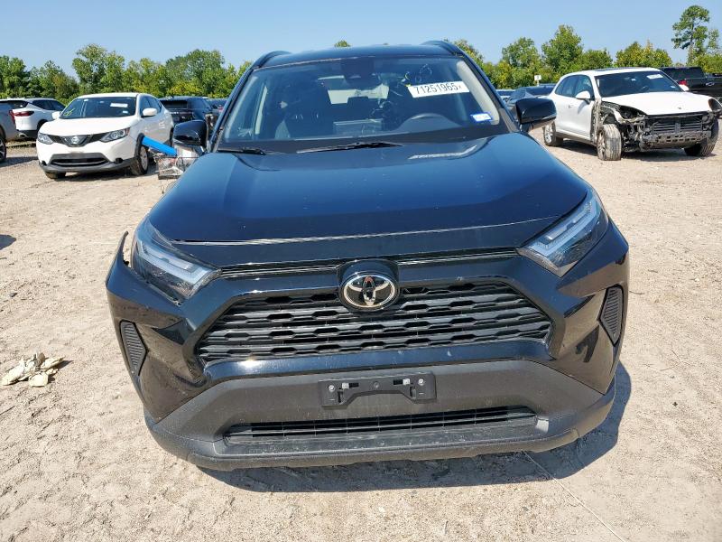2T3P1RFV5NW299958 - 2022 TOYOTA RAV4 XLE BLACK photo 5