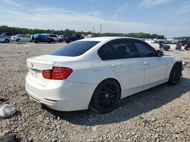 WBA3A9G52DNP36296 - 2013 BMW 335 I WHITE photo 3