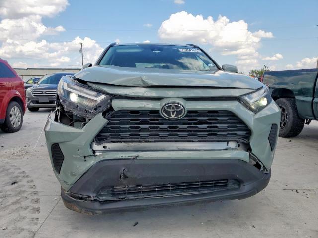 2T3W1RFV5PW284018 - 2023 TOYOTA RAV4 XLE GREEN photo 5