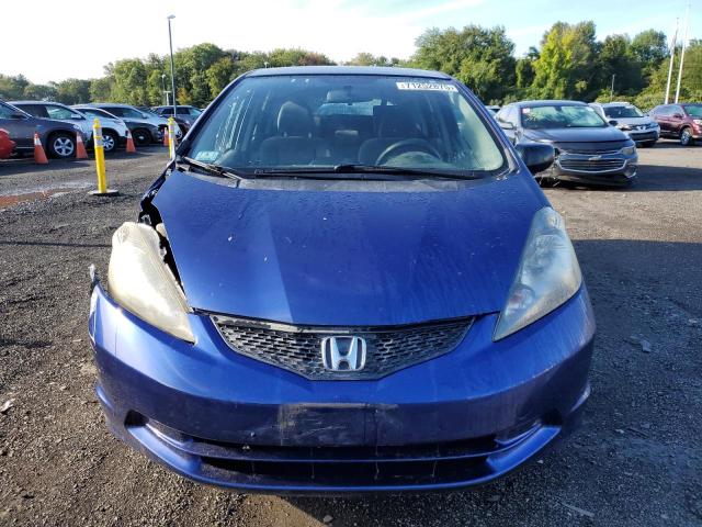 JHMGE8H33BC018831 - 2011 HONDA FIT BLUE photo 5