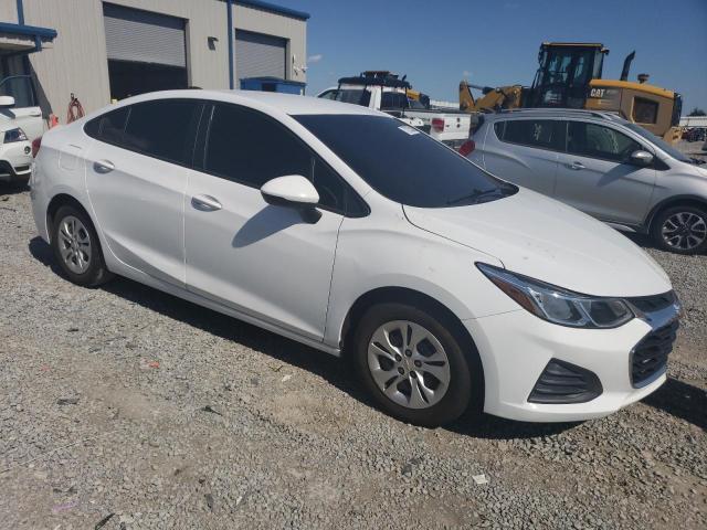 1G1BJ5SM5K7104084 - 2019 CHEVROLET CRUZE WHITE photo 4