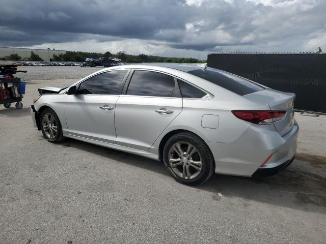 5NPE34AF5JH680845 - 2018 HYUNDAI SONATA SPORT 银色 照片 2