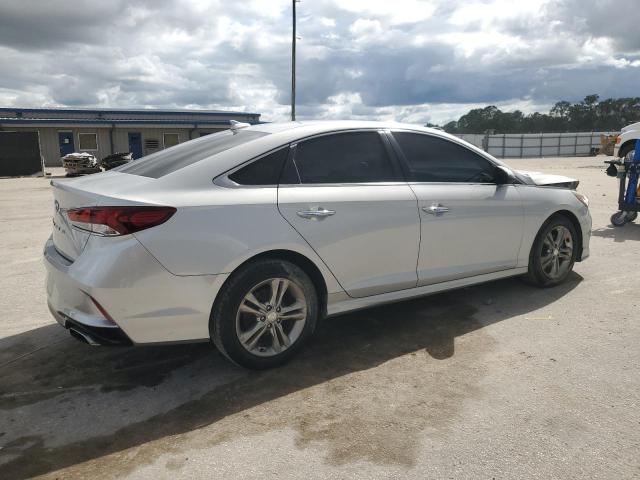 5NPE34AF5JH680845 - 2018 HYUNDAI SONATA SPORT 银色 照片 3