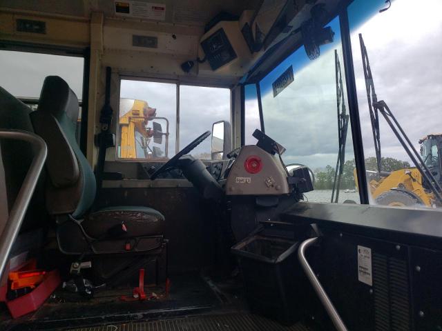 4DRBWAFN47A386132 - 2007 IC CORPORATION 3000 YELLOW photo 5