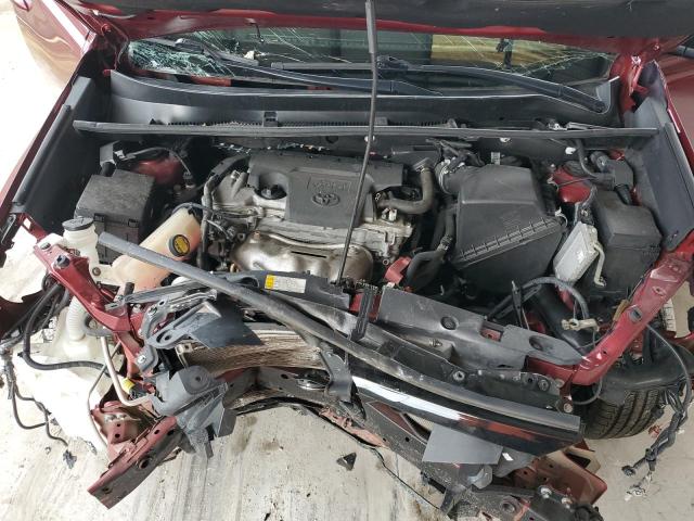 2T3BFREV6JW818068 - 2018 TOYOTA RAV4 LE Rojo foto 12