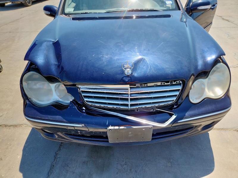 WDBRF92H26F769679 - 2006 MERCEDES-BENZ C 280 4MATIC BLUE photo 11