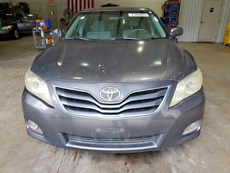 4T4BF3EK0BR186025 - 2011 TOYOTA CAMRY BASE Grau Foto 5