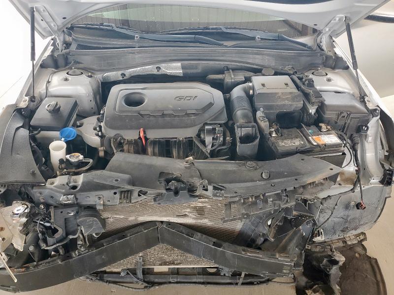 5XXGT4L37KG279435 - 2019 KIA OPTIMA LX فضي صورة 11