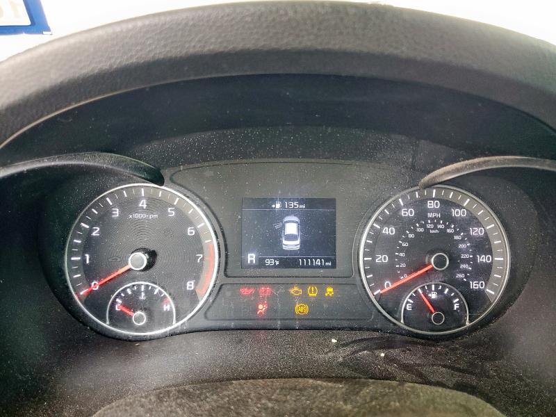 5XXGT4L37KG279435 - 2019 KIA OPTIMA LX فضي صورة 9