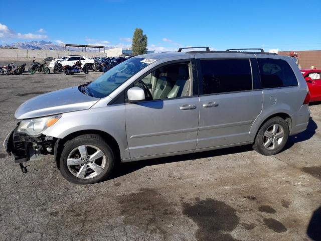 2V4RW3DG8BR669890 - 2011 VOLKSWAGEN ROUTAN SE SILVER photo 1