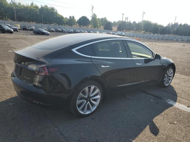 5YJ3E1EB0KF194399 - 2019 TESLA MODEL 3 Siyah fotoğraf 3