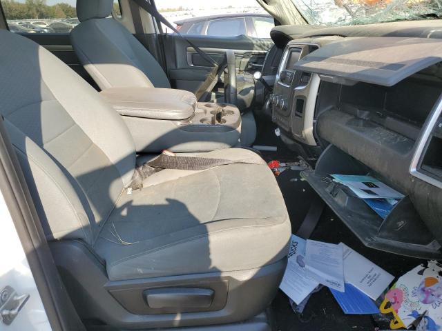 3C6UR5KL1JG206010 - 2018 RAM 2500 LARAMIE Белый фото 7