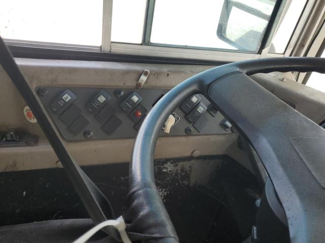 4DRBWAFN57A462084 - 2007 IC CORPORATION 3000 YELLOW photo 9